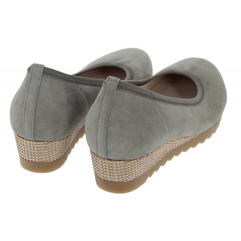 Gabor on sale pumps taupe